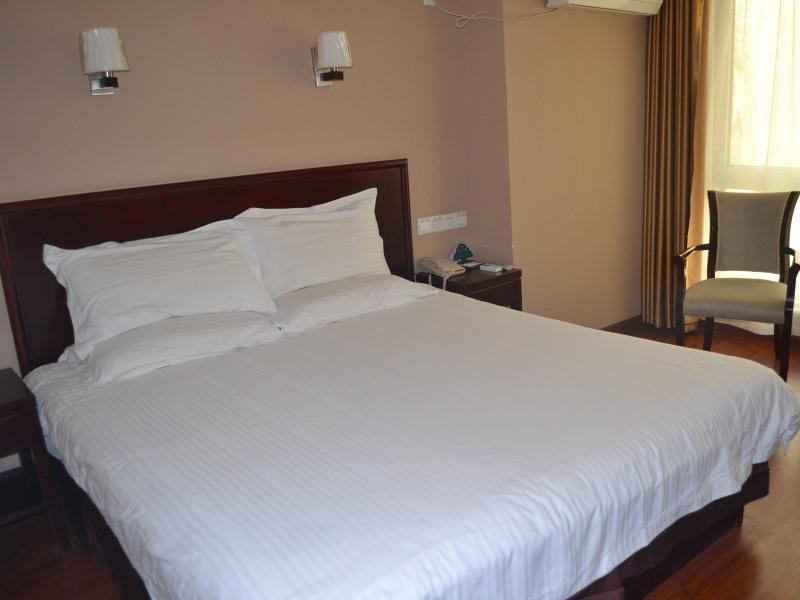 Greentree Inn Henan Luoyang Wangcheng Square Business Hotel ภายนอก รูปภาพ